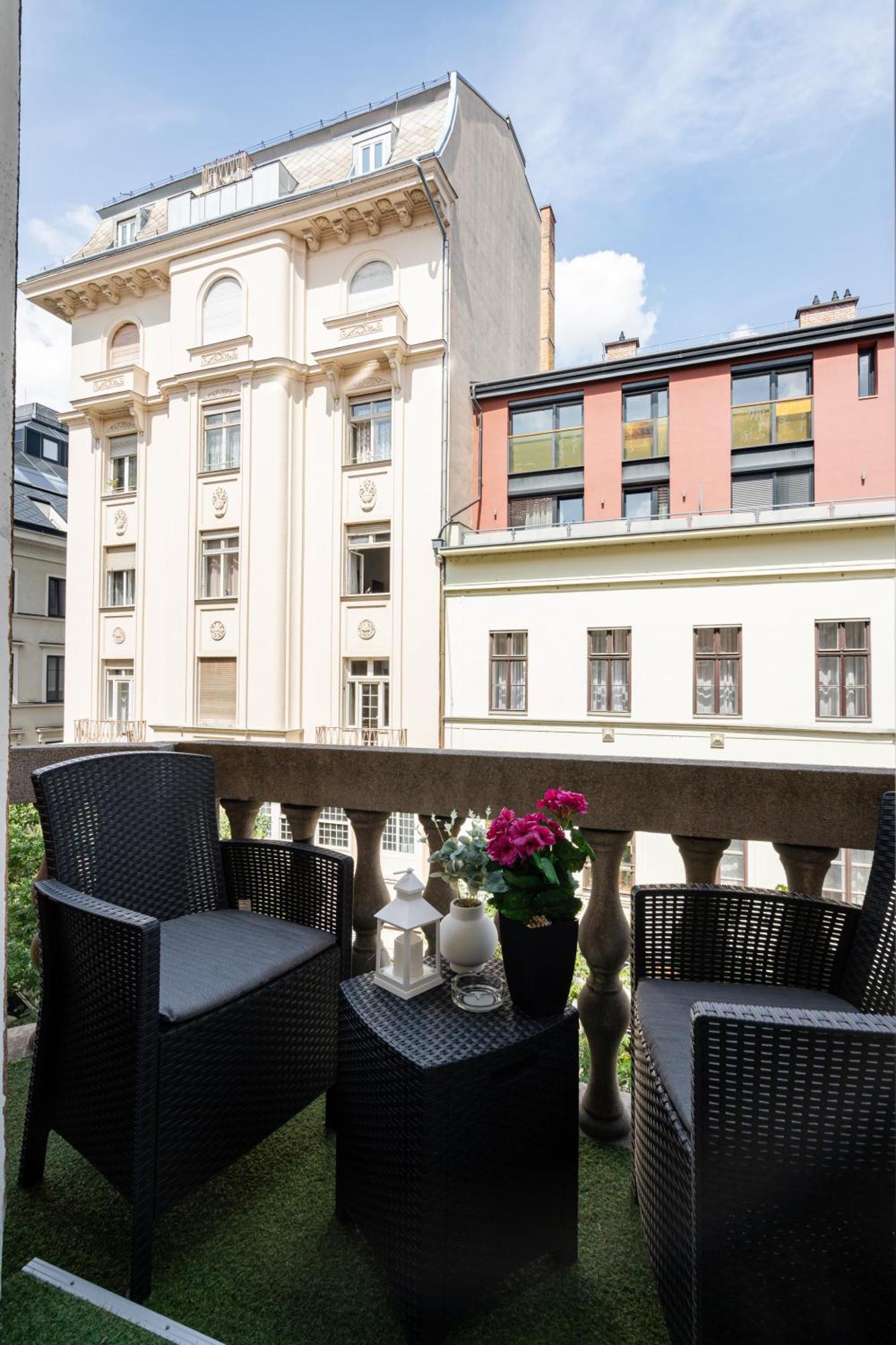 Király 35 Luxury Apartment Budapest Esterno foto